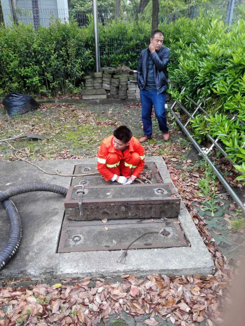 东西湖吸污抽粪