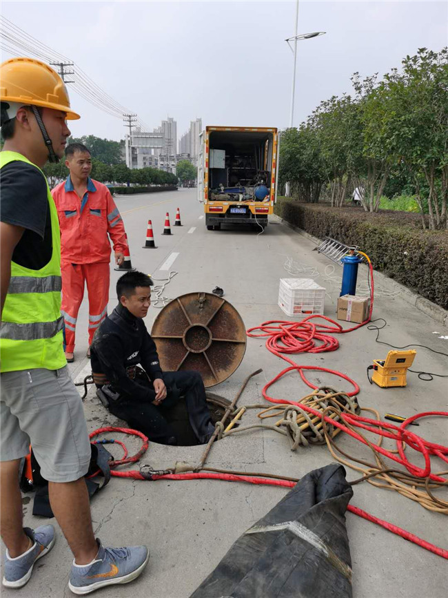 东西湖翻衬法管道修复技术主要工序