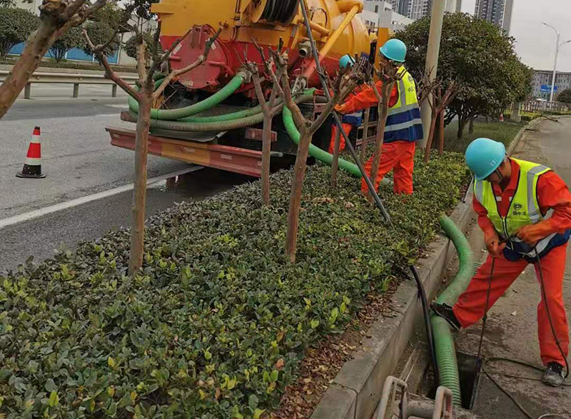 东西湖市政管道清淤